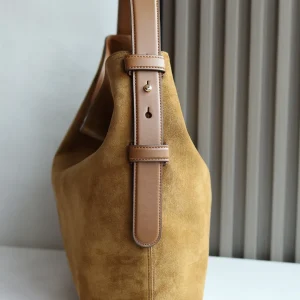 Gucci Beatrix 850546