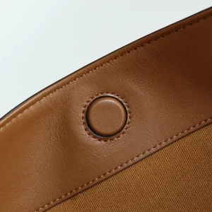 Gucci Beatrix 850546