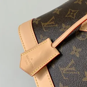 Louis Vuitton Alma M53152