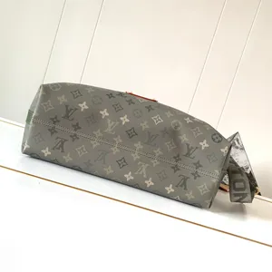 Louis Vuitton METIS M27181