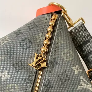 Louis Vuitton METIS M27181