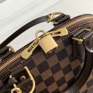Louis Vuitton Alma BB M41221