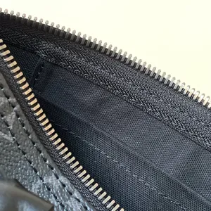 Louis Vuitton Keepall 25 M46271