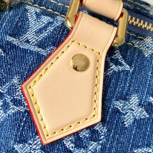 Louis Vuitton SPEEDY BANDOULIERE 30 Bag ITEM018