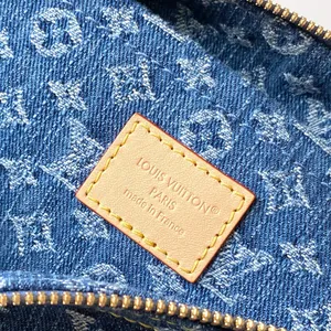 Louis Vuitton SPEEDY BANDOULIERE 30 Bag ITEM018