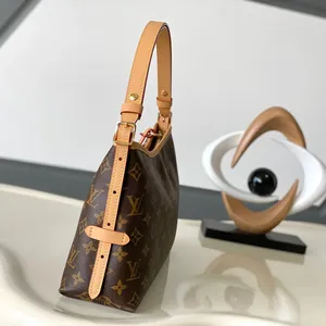 Louis Vuitton CARRYALL EAST WEST ITEM020