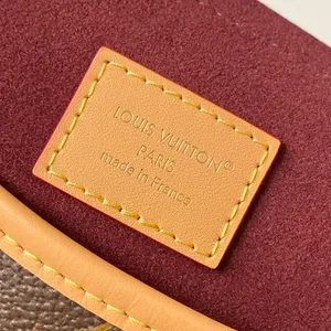 Louis Vuitton CARRYALL EAST WEST ITEM020