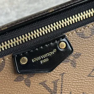 Louis Vuitton VANITY POUCH TRUNK M29548
