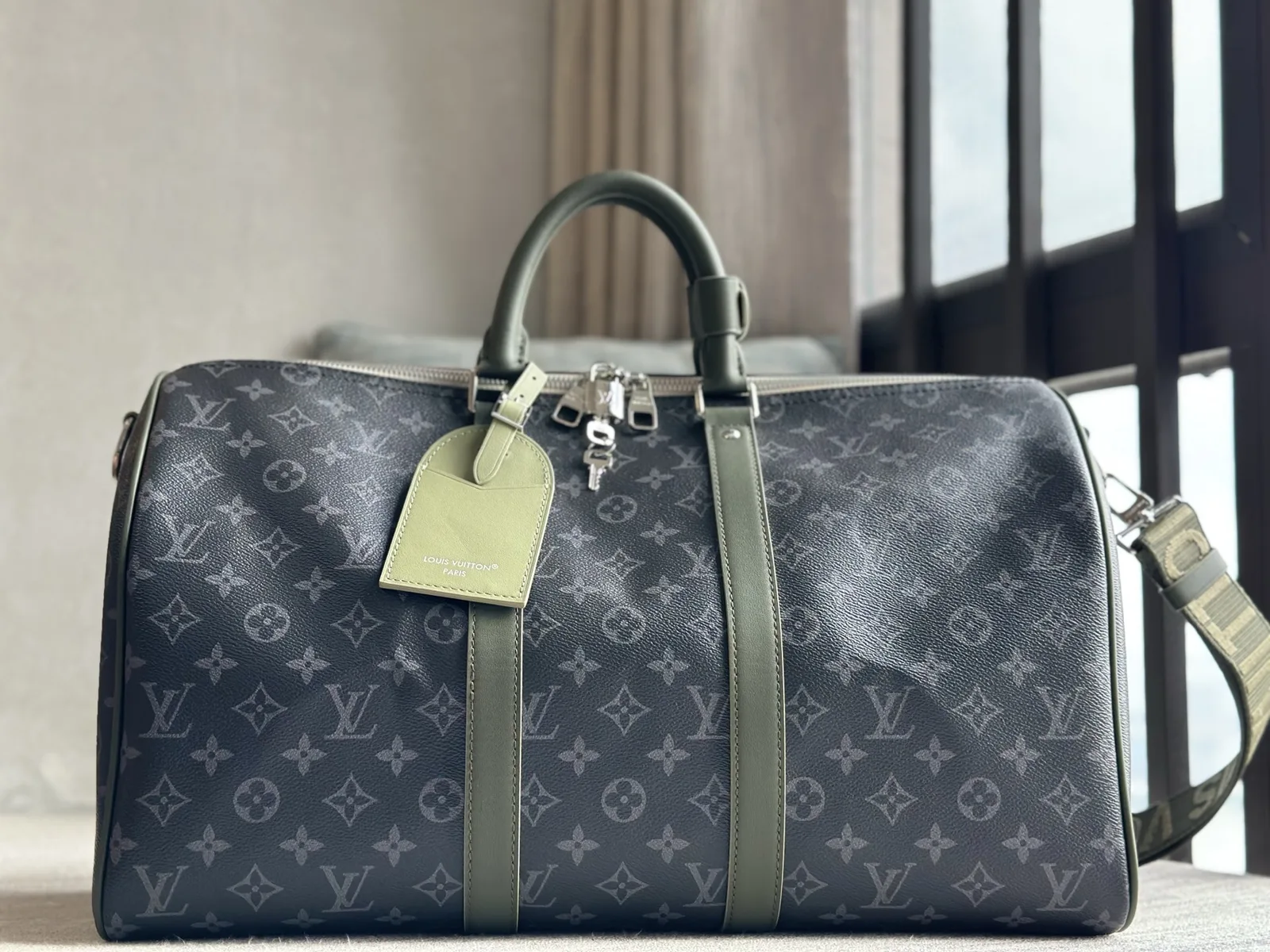 Louis Vuitton KEEPALL BANDOULI RE 45 M28837