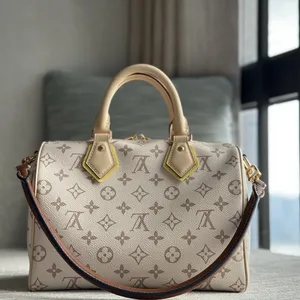 Louis Vuitton SPEEDY BANDOULI RE 25 Bag M2A038