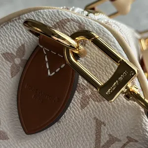 Louis Vuitton SPEEDY BANDOULI RE 25 Bag M2A038