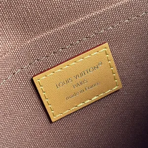 Louis Vuitton SATCHEL Bag M26805