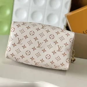 Louis Vuitton Crafty Bag ITEM030