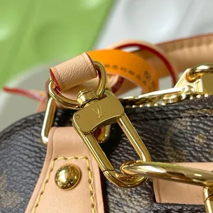 Louis Vuitton Alma ITEM031