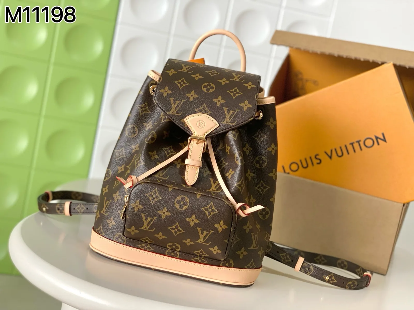 Louis Vuitton Bag M11198