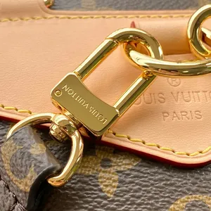 Louis Vuitton Bag M11198