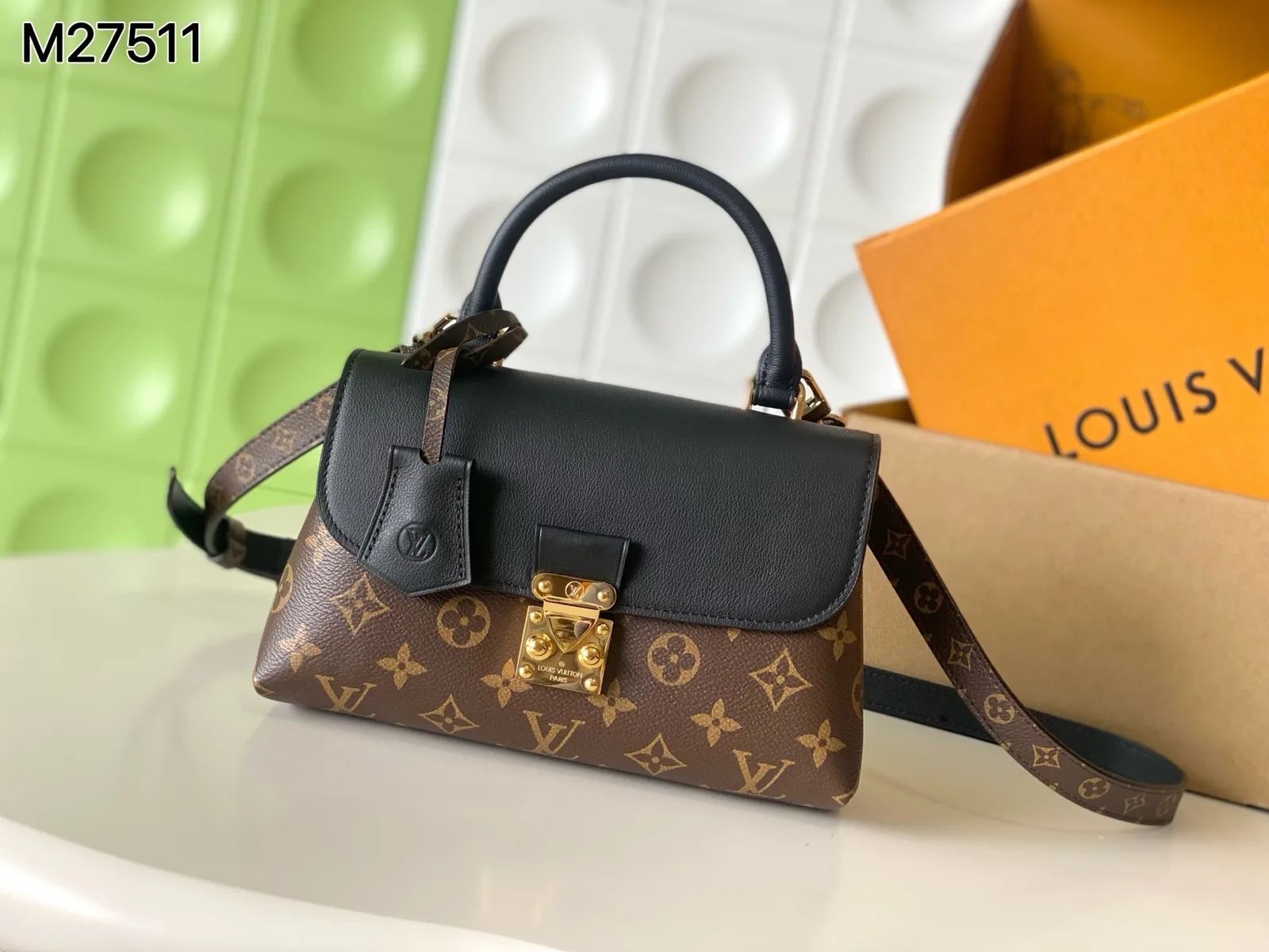 Louis Vuitton Madeleine BB Bag ITEM035