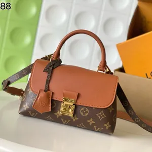 Louis Vuitton Madeleine BB -red Bag ITEM036