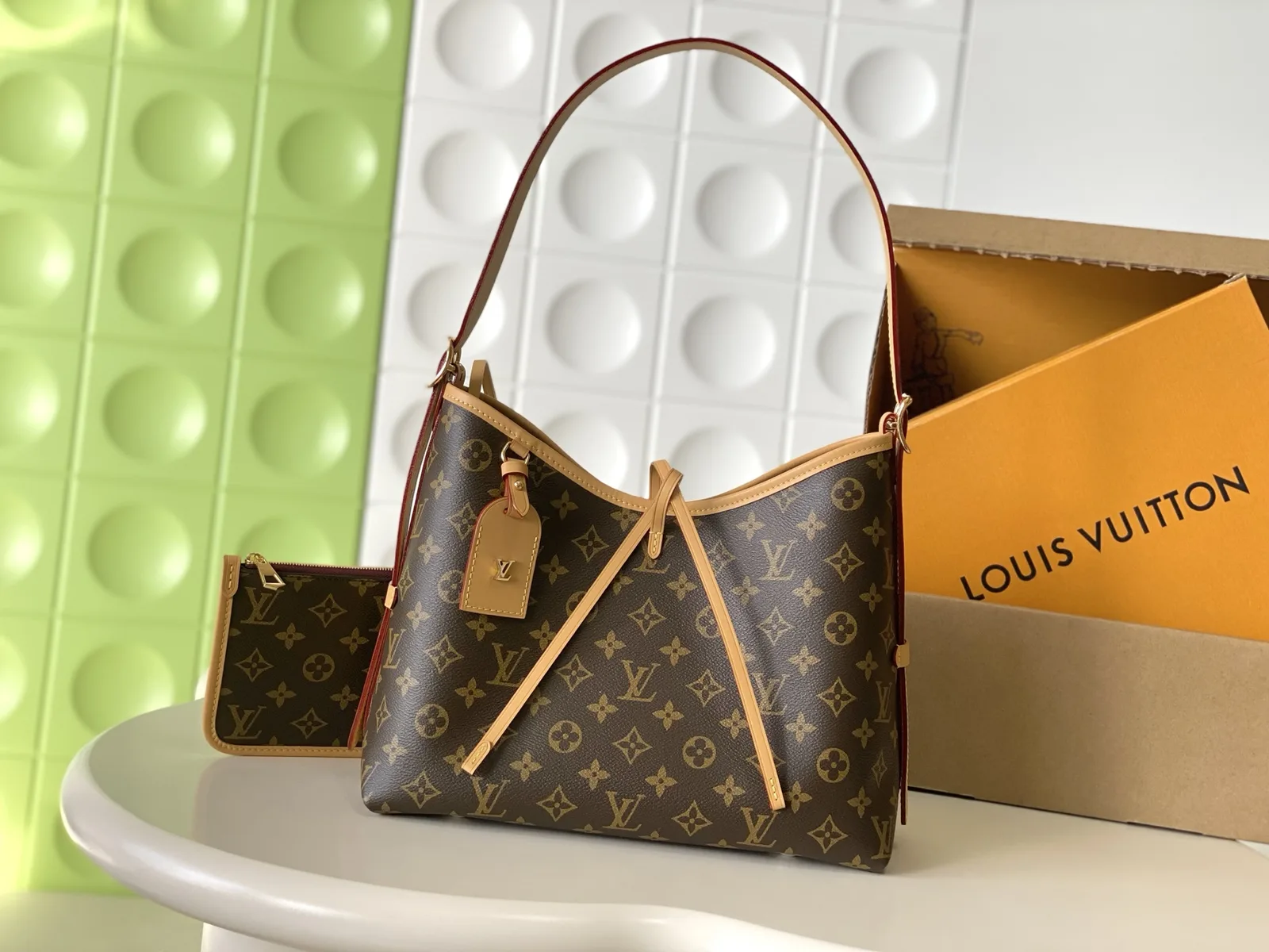 Louis Vuitton Bag M46203