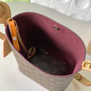 Louis Vuitton all in bb Bag ITEM042