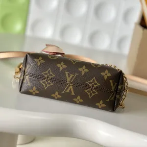 Louis Vuitton LOCKIT BB Bag M12019