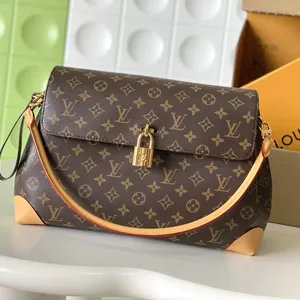 Louis Vuitton HIDE AWAY Bag M14473