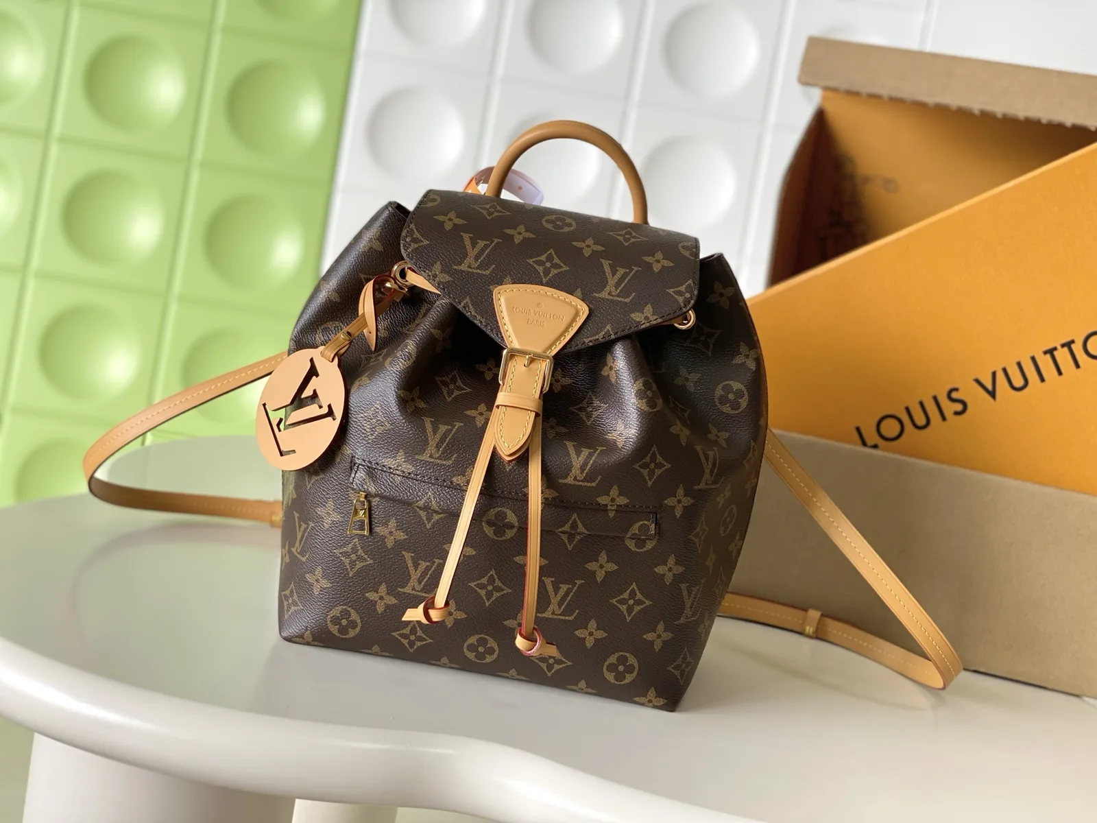 Louis Vuitton Montsouris Bag M45501
