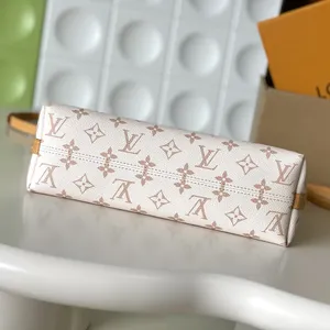 Louis Vuitton Multipass Bag ITEM046