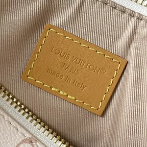 Louis Vuitton Multipass Bag ITEM046