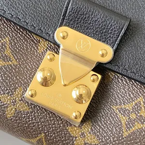 Louis Vuitton Madeleine Bag M28610