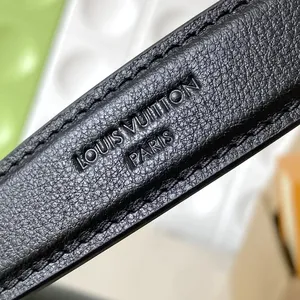 Louis Vuitton Madeleine Bag M28610