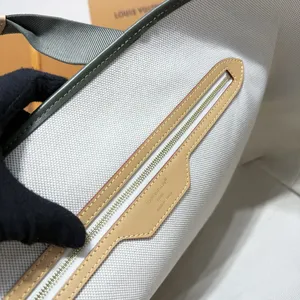 Louis Vuitton Uptown Tote M29269