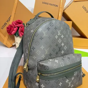 Louis Vuitton Discovery PM Bag M29769
