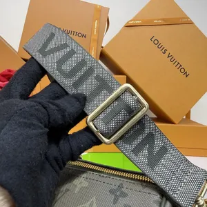 Louis Vuitton eepall Bandouli re 35 Bag M27054