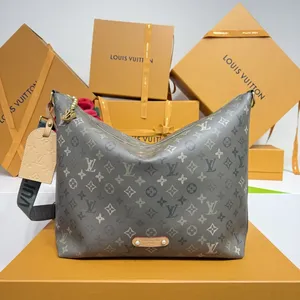 Louis Vuitton VagabondHobo Bag M27181