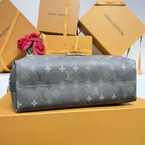 Louis Vuitton VagabondHobo Bag M27181
