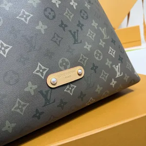 Louis Vuitton VagabondHobo Bag M27181