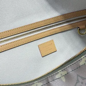 Louis Vuitton VagabondHobo Bag M27181